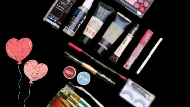 Student makeup combo Upto 50% Off