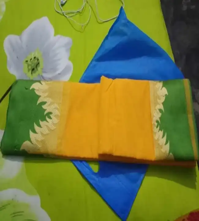 গায়ে হলুদের শাড়ি ডিজাইন
